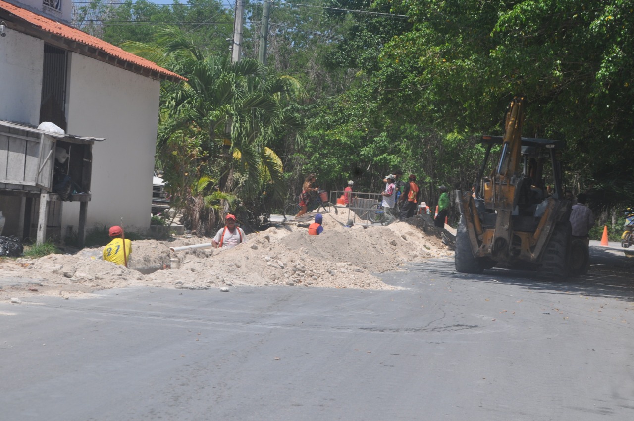 Bolsa de empleo del Tren Maya, una opción para obreros de la Riviera Maya